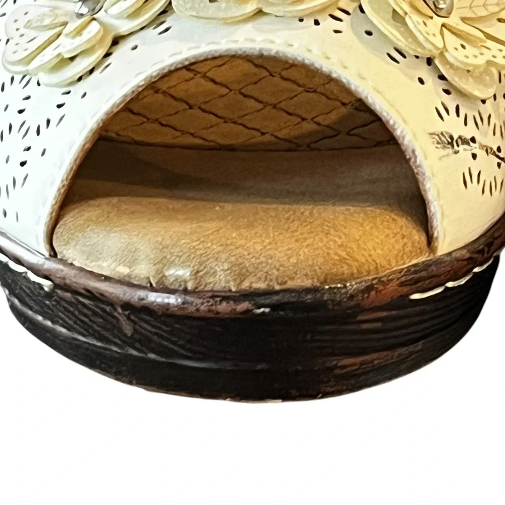 Patrizia By Spring Step Deedee Slingback Sandals Womens 42 White Perforated - Picture 5 of 11
